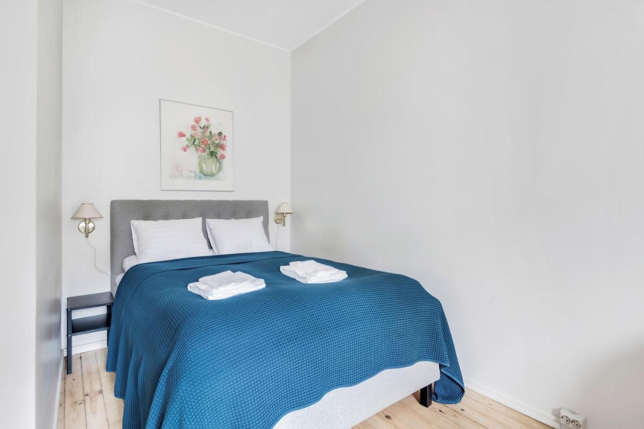 Appartement Wehost Modern Kitchen Studio With Bright Colours à Helsinki Extérieur photo