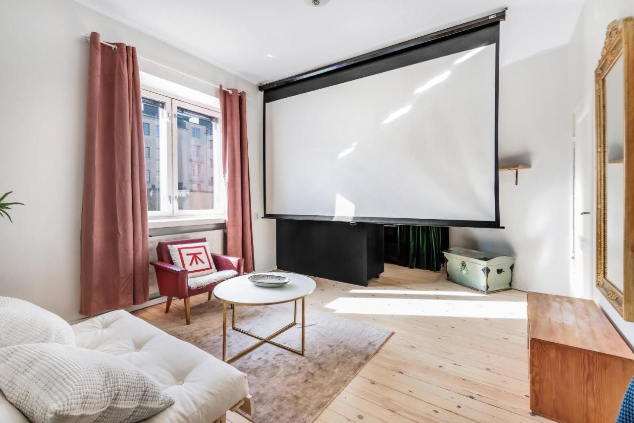 Appartement Wehost Modern Kitchen Studio With Bright Colours à Helsinki Extérieur photo
