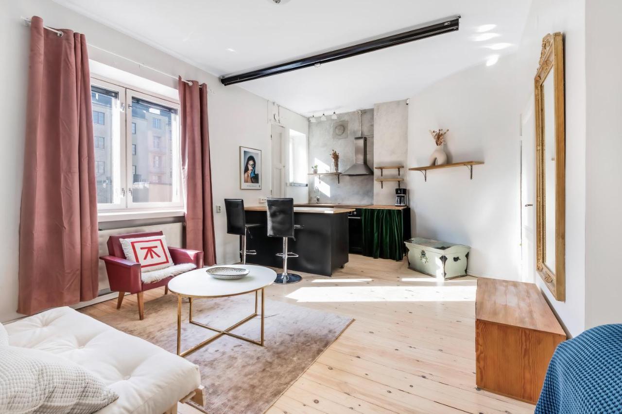 Appartement Wehost Modern Kitchen Studio With Bright Colours à Helsinki Extérieur photo