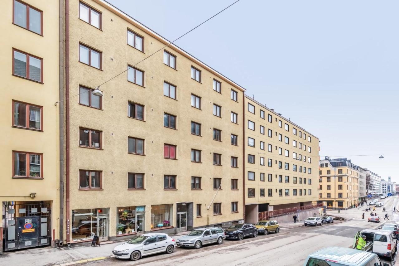 Appartement Wehost Modern Kitchen Studio With Bright Colours à Helsinki Extérieur photo