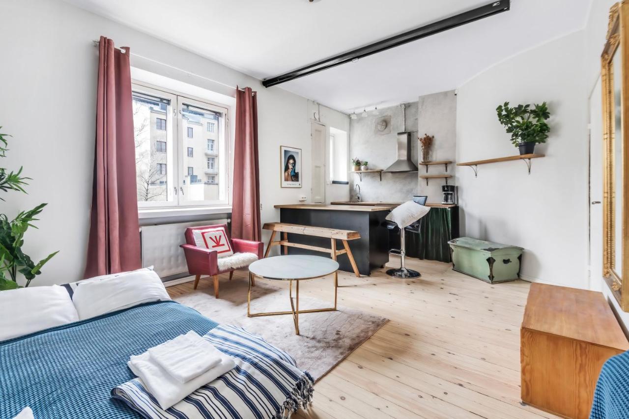 Appartement Wehost Modern Kitchen Studio With Bright Colours à Helsinki Extérieur photo